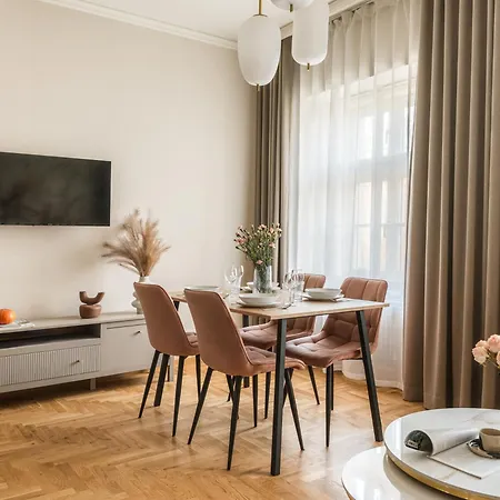 Lejlighed Art Palace By Fragola Collection